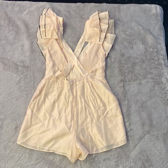Keepsake ruffled romper, M - Picture 3 of 9